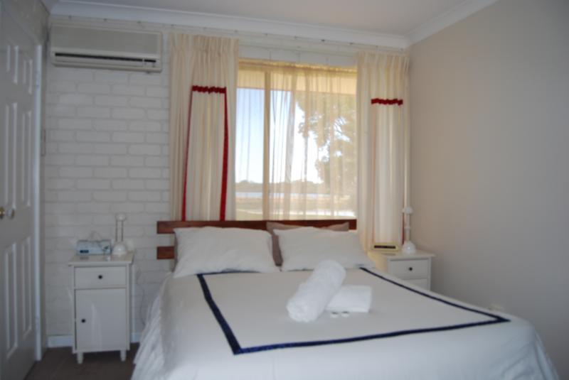 בסלטון Martin Fields Beach Retreat מראה חיצוני תמונה